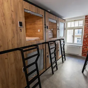  Albergue Capsule Andel Centre Spirit